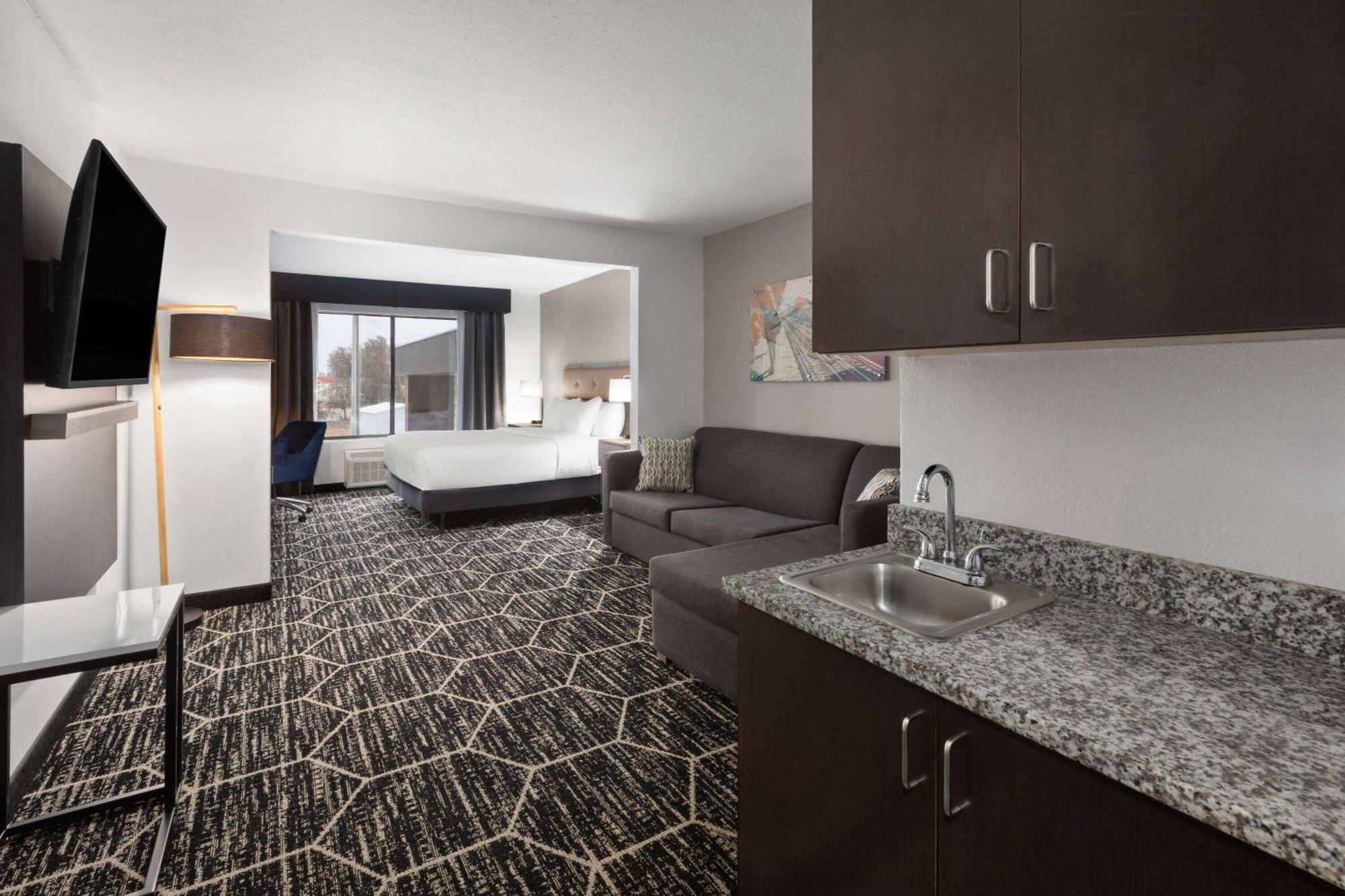 La Quinta Inn & Suites By Wyndham Меридиан Экстерьер фото