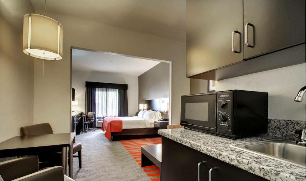 La Quinta Inn & Suites By Wyndham Меридиан Экстерьер фото