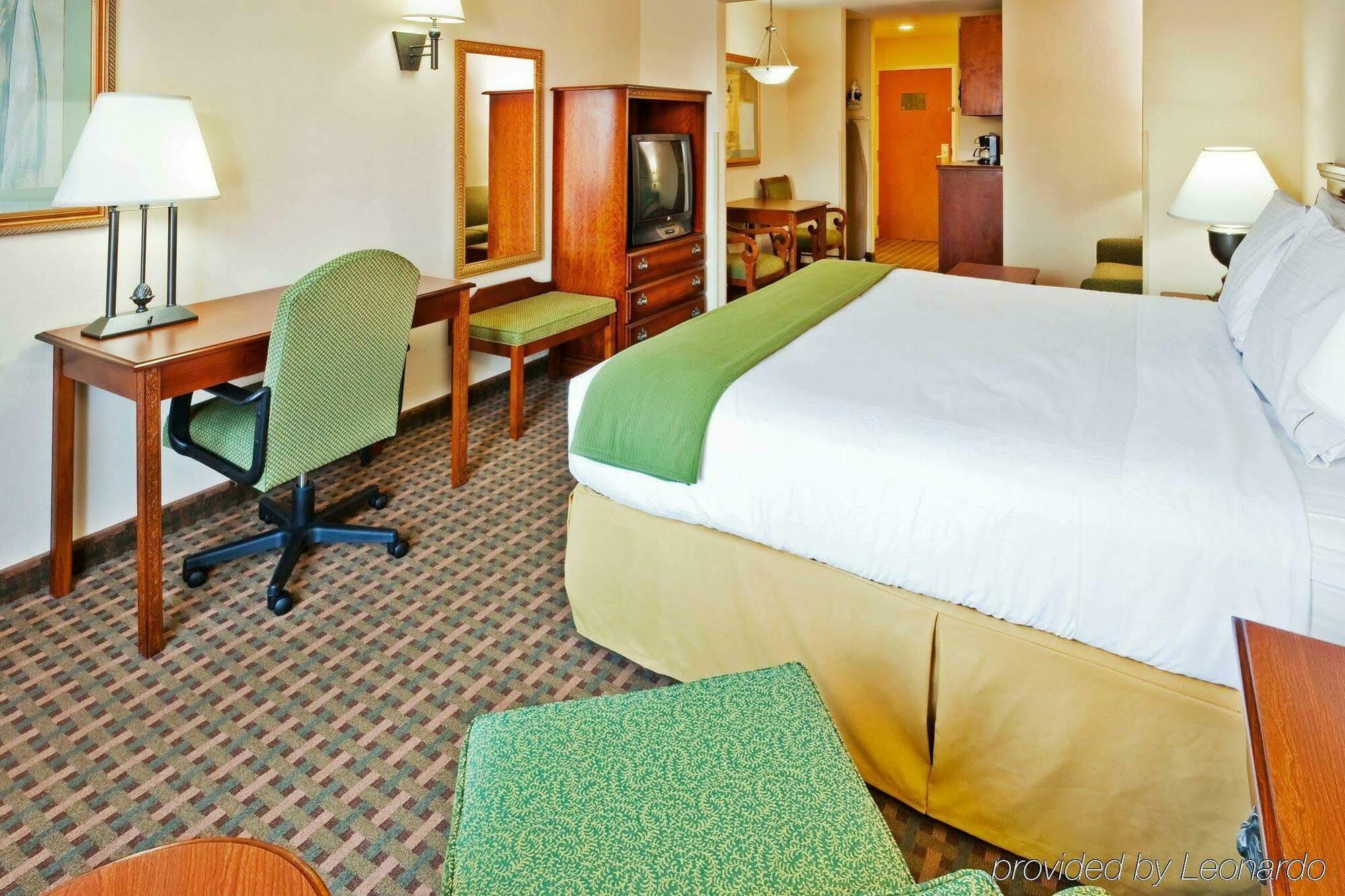La Quinta Inn & Suites By Wyndham Меридиан Экстерьер фото